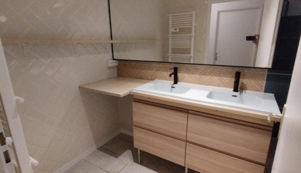 Logement �tudiant T4 &agrave; L'Isle sur la Sorgue (84800)