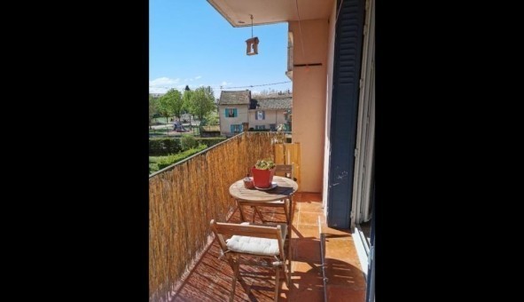 Logement tudiant T4 à La Bastidonne (84120)