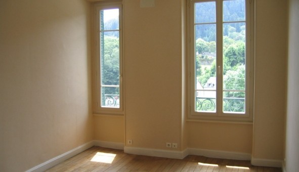 Logement tudiant T4 à La Bourboule (63150)