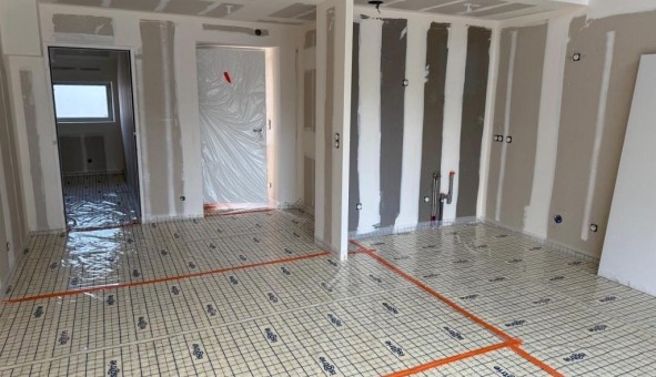 Logement tudiant T4 à La Chapelle Saint Aubert (35140)