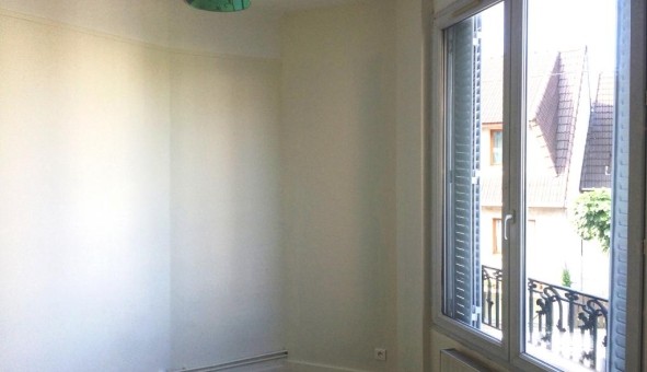 Logement tudiant T4 à La Courneuve (93120)