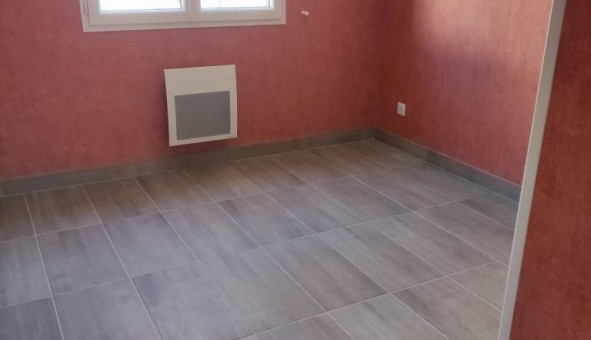 Logement tudiant T4 à La Couronne (16400)