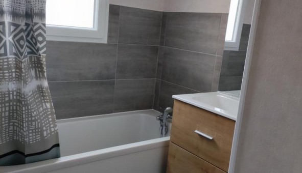 Logement tudiant T4 à La Couronne (16400)