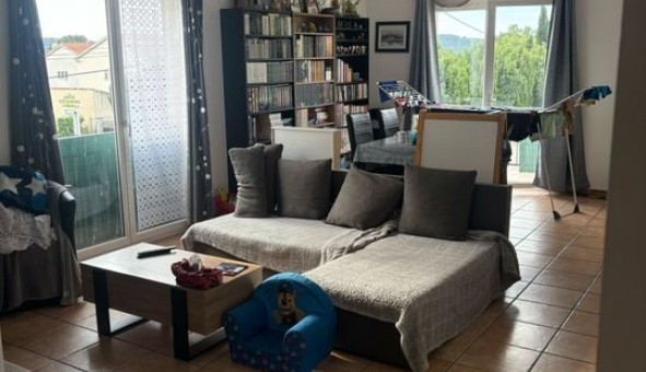 Logement �tudiant T4 &agrave; La Fare les Oliviers (13580)