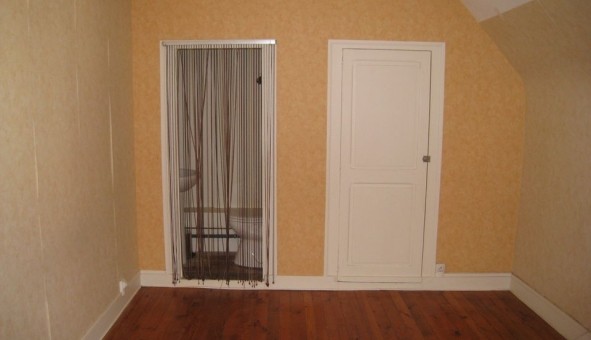 Logement �tudiant T4 &agrave; Lavau (89170)