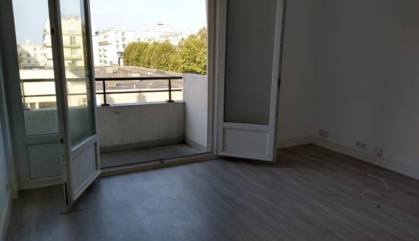 Logement étudiant Location T4 Vide Le Havre (76620)