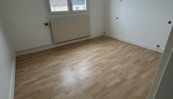 Logement tudiant T4 à Le Mans (72100)