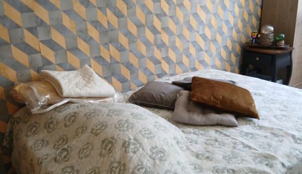 Logement tudiant T4 à Les Adrets de l'Estrel (83600)