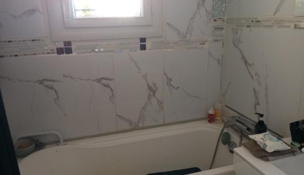 Logement tudiant T4 à Les Adrets de l'Estrel (83600)