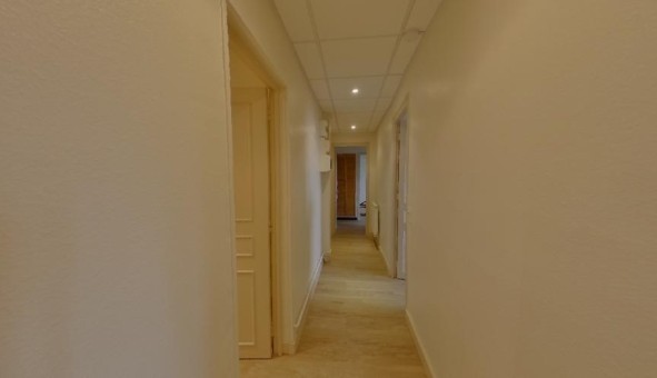 Logement tudiant T4 à Les Ayvelles (08000)