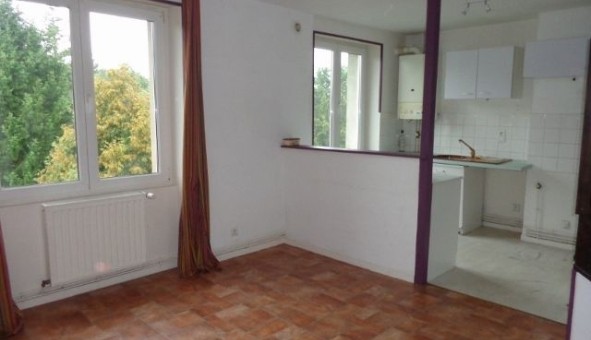 Logement �tudiant T4 &agrave; Les Ayvelles (08000)