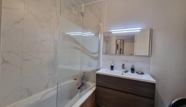 Logement tudiant T4 à Les Clayes sous Bois (78340)