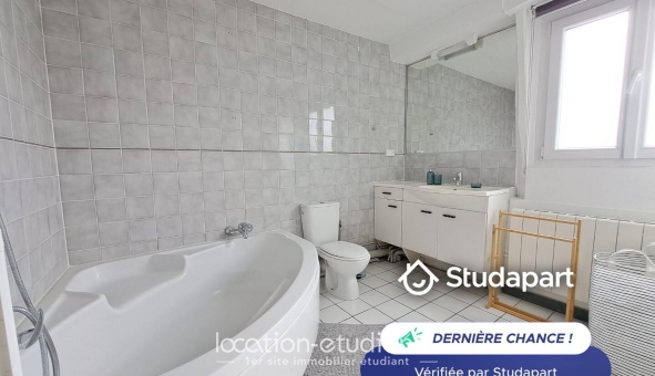 Logement étudiant T4 &agrave; Lille (59800)