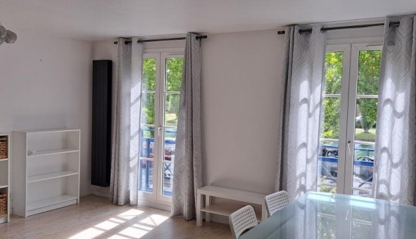 Logement tudiant Location T4 Vide Livry sur Seine (77000)