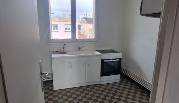 Logement �tudiant T4 &agrave; Lyon 8�me arrondissement (69008)