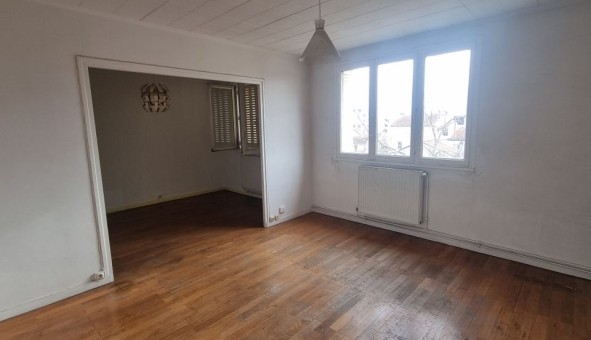Logement �tudiant T4 &agrave; Lyon 8�me arrondissement (69008)
