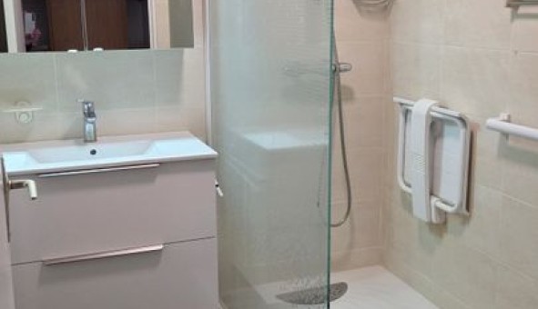 Logement �tudiant T4 &agrave; Lyon 8�me arrondissement (69008)