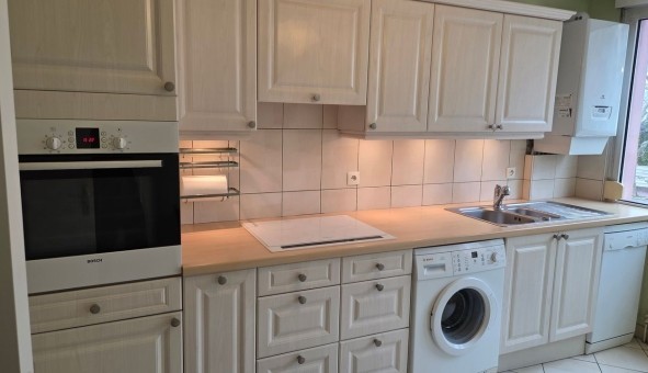 Logement �tudiant T4 &agrave; Lyon 8�me arrondissement (69008)