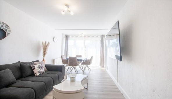 Logement tudiant Location T4 Vide Marseille 08me arrondissement (13008)