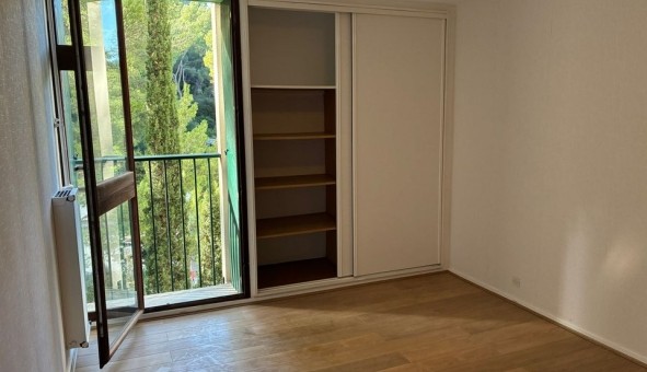 Logement �tudiant T4 &agrave; Marseille 08�me arrondissement (13008)