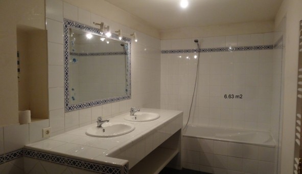 Logement tudiant T4 à Mondragon (84430)