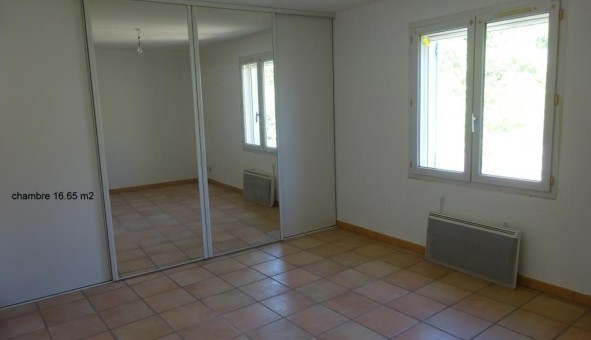 Logement tudiant T4 à Mondragon (84430)