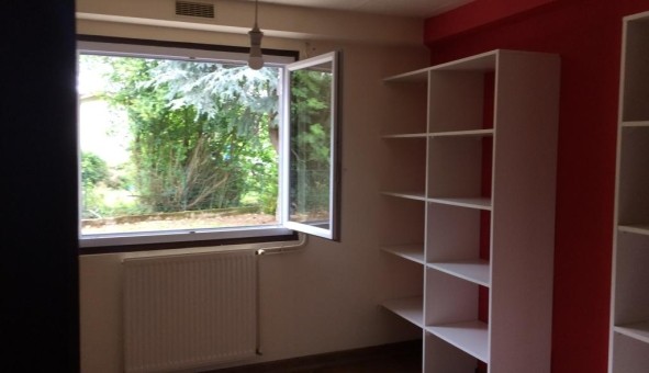 Logement tudiant T4 à Montauban (82000)