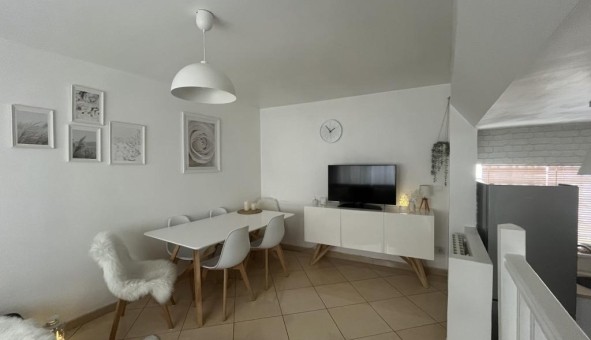 Logement �tudiant T4 &agrave; Montreuil (93100)