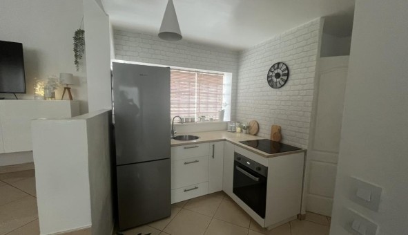 Logement �tudiant T4 &agrave; Montreuil (93100)