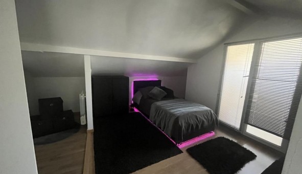 Logement �tudiant T4 &agrave; Montreuil (93100)