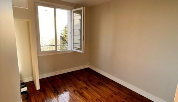 Logement tudiant T4 à Morlaix (29600)