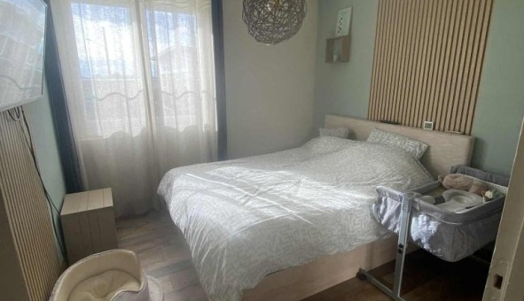 Logement �tudiant T4 &agrave; Moulins sur Y�vre (18390)