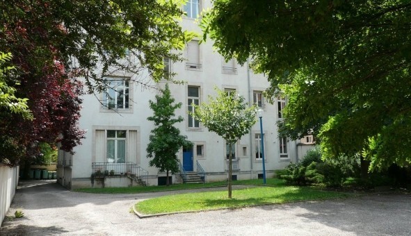 Logement tudiant T4 à Nancy (54100)