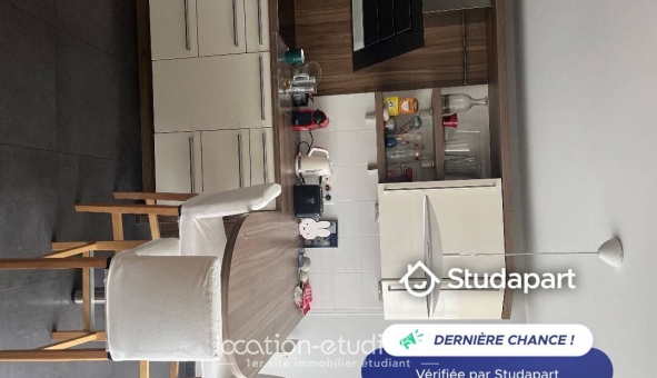 Logement étudiant T4 &agrave; Nanterre (92000)