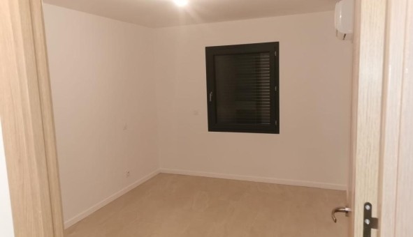 Logement tudiant T4 à Nmes (30000)