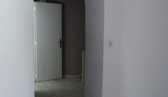 Logement tudiant T4 à Nmes (30000)