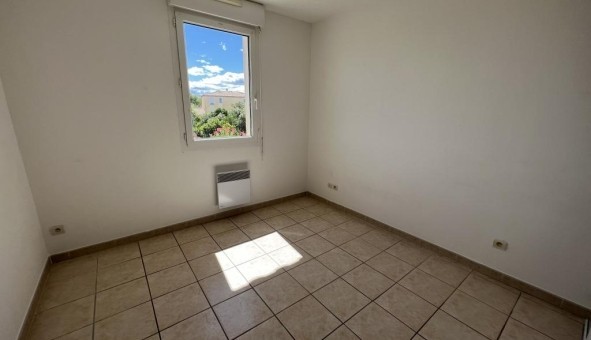 Logement tudiant T4 à Nmes (30000)