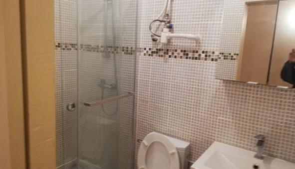 Logement �tudiant Location T4 Vide N�mes (30000)