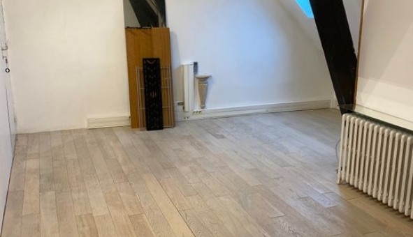 Logement �tudiant T4 &agrave; Orli�nas (69530)