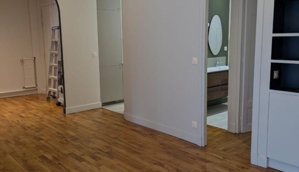 Logement �tudiant T4 &agrave; Paris 17�me arrondissement (75017)