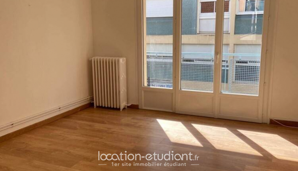 Logement tudiant Location T4 Vide Pau (64000)