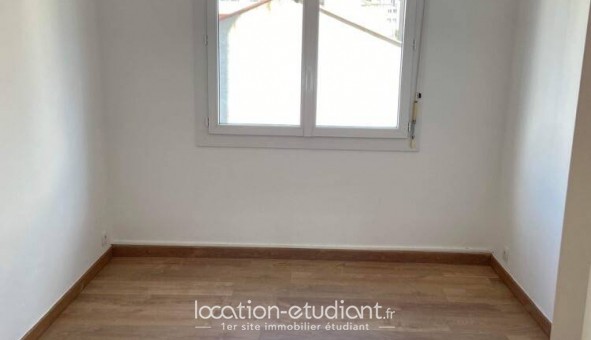 Logement tudiant T4 à Pau (64000)