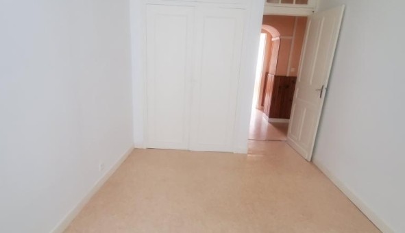 Logement tudiant T4 à Pau (64000)