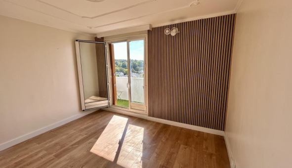 Logement tudiant Location T4 Vide Poissy (78300)