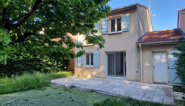 Logement tudiant Location T4 Vide Rillieux la Pape (69140)
