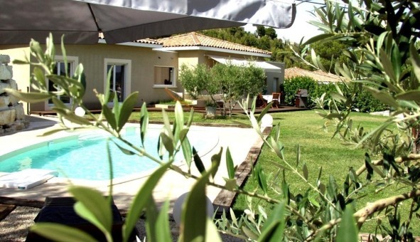 Logement tudiant Location T4 Vide Rochefort du Gard (30650)