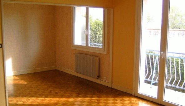Logement tudiant Location T4 Vide Rochefort (17300)