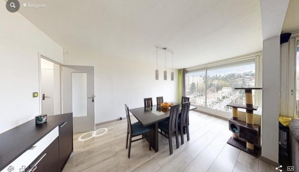 Logement �tudiant T4 &agrave; Saint Maime (04300)
