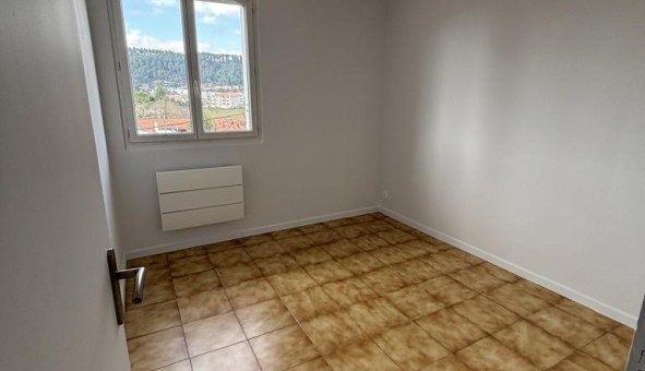Logement tudiant T4 à Saint Martin de Valgalgues (30520)