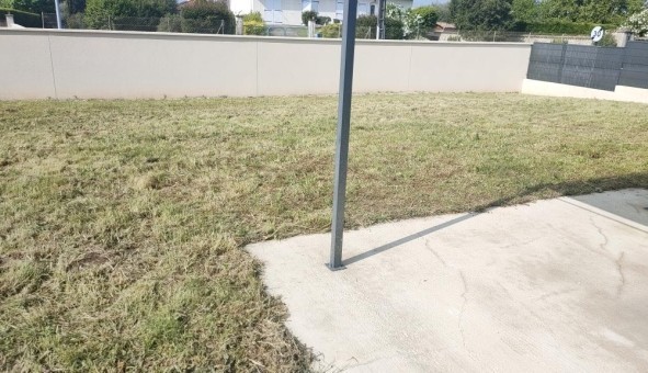 Logement tudiant T4 à Saint Yrieix sur Charente (16710)